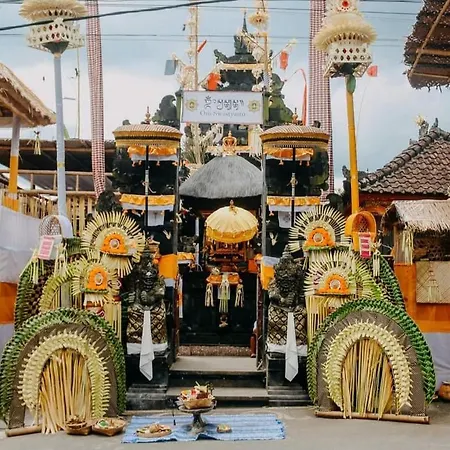 Gampil House
