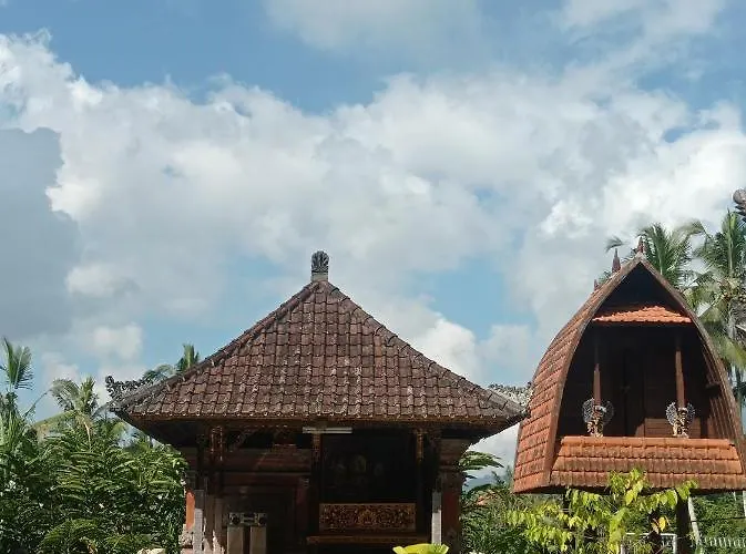 Gampil House